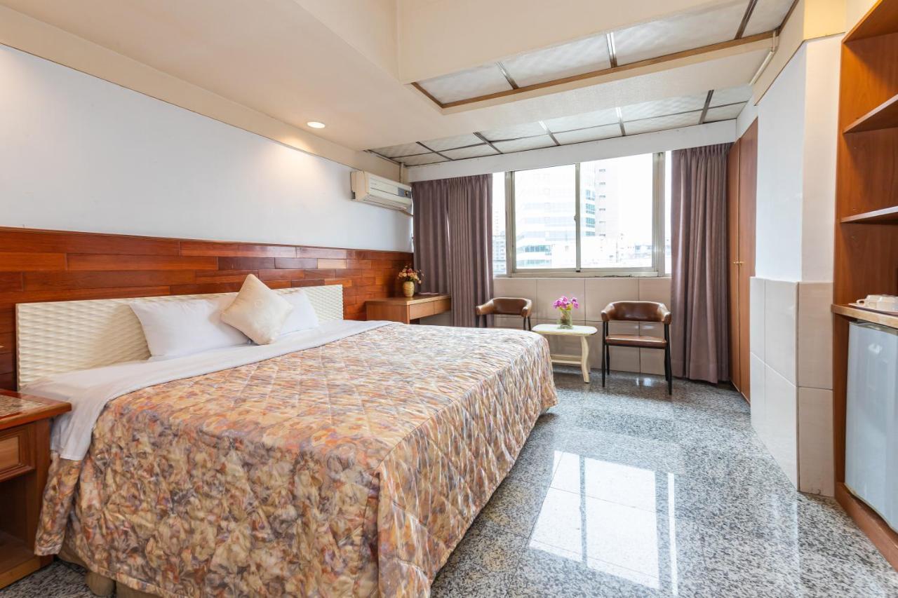טאויואן Yi Pin Business Hotel מראה חיצוני תמונה