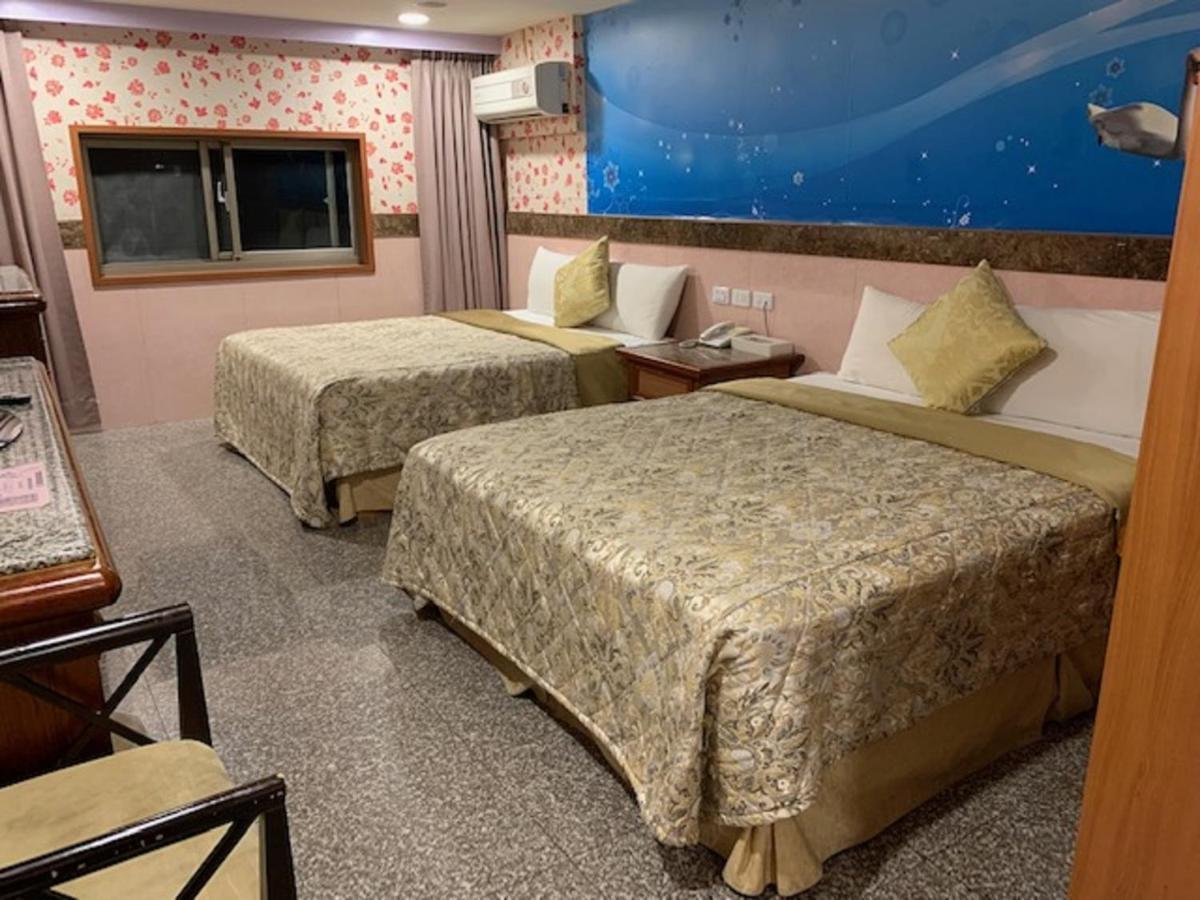 טאויואן Yi Pin Business Hotel מראה חיצוני תמונה
