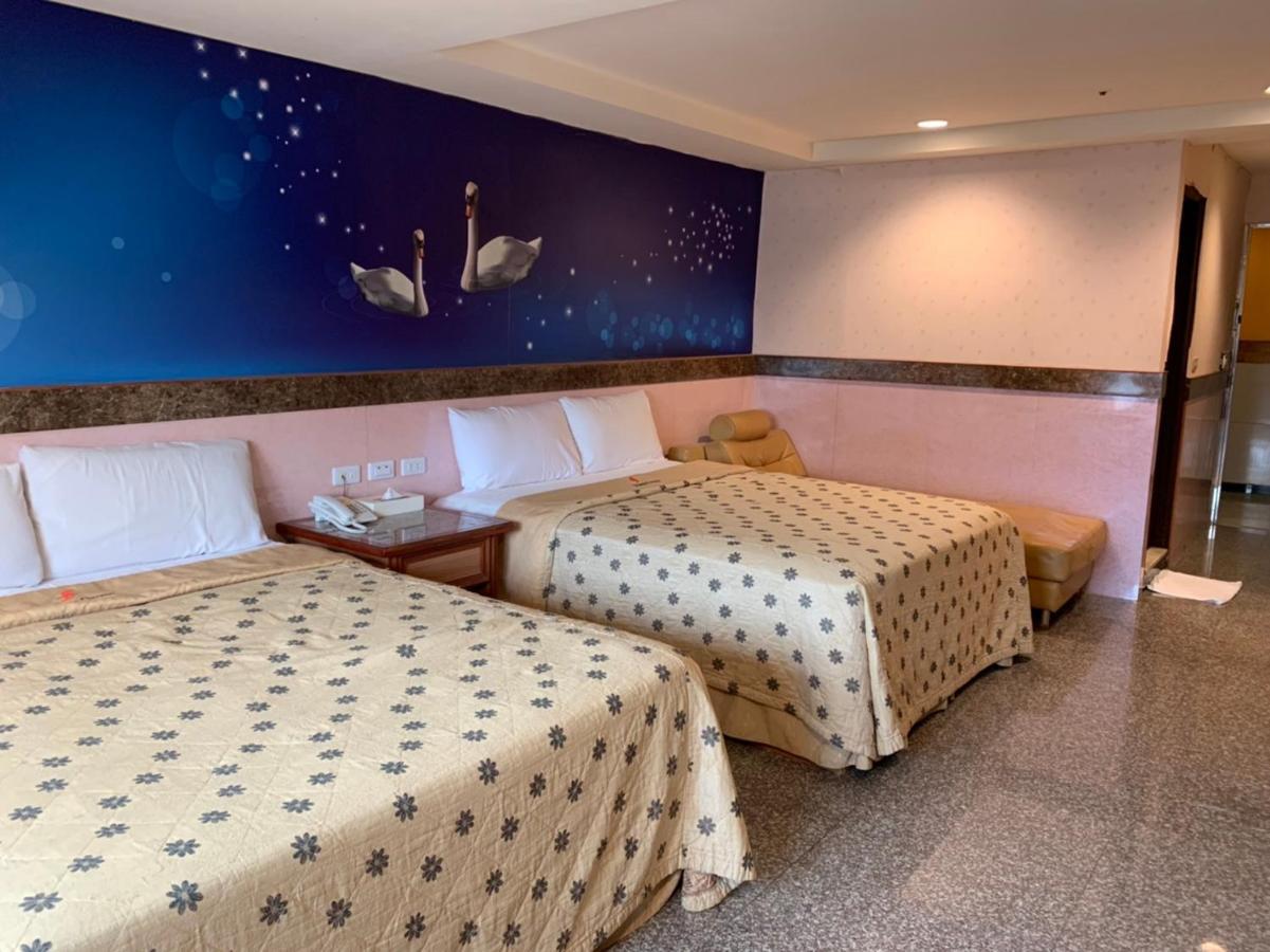 טאויואן Yi Pin Business Hotel מראה חיצוני תמונה