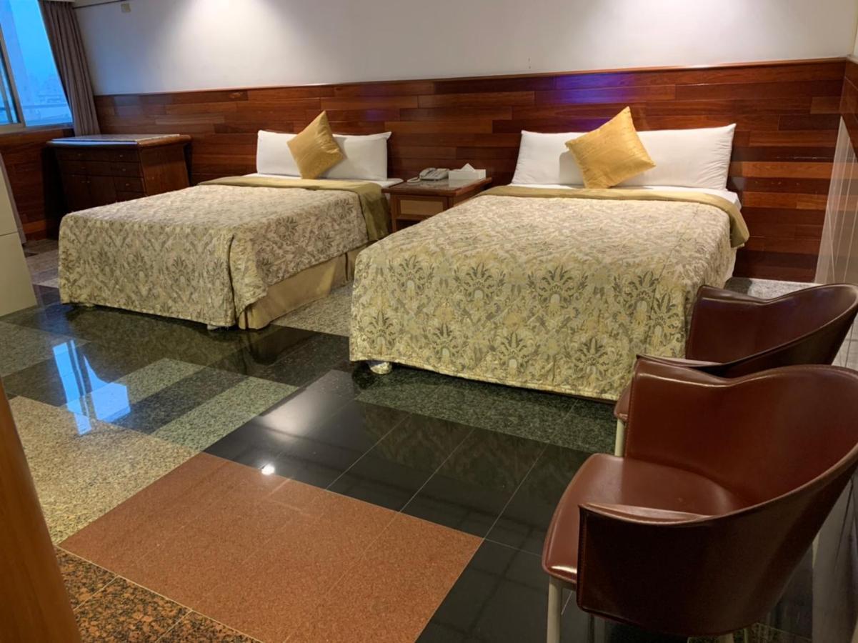 טאויואן Yi Pin Business Hotel מראה חיצוני תמונה