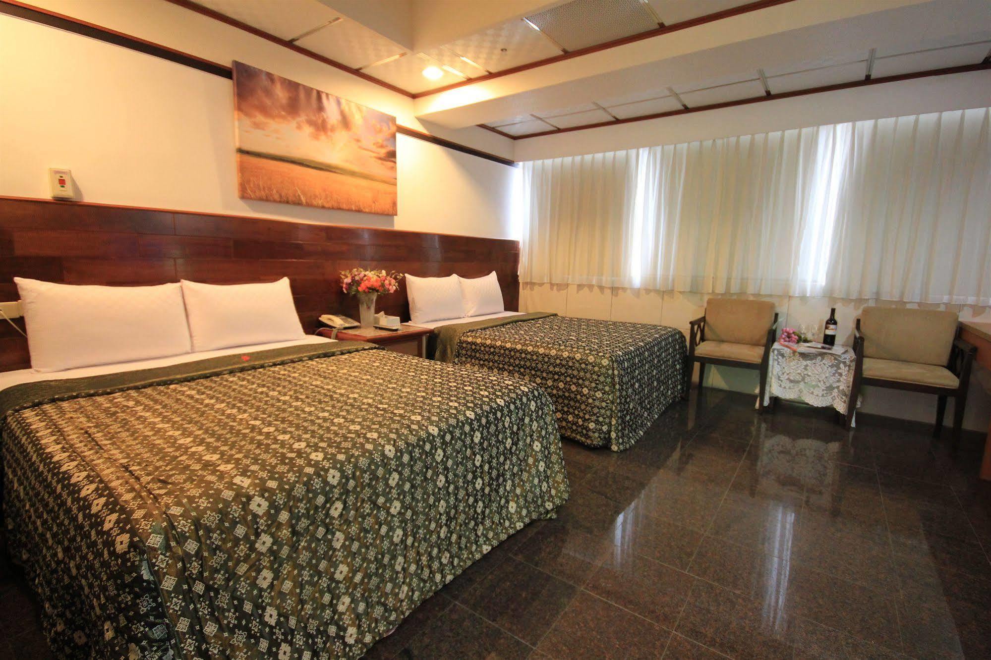 טאויואן Yi Pin Business Hotel מראה חיצוני תמונה